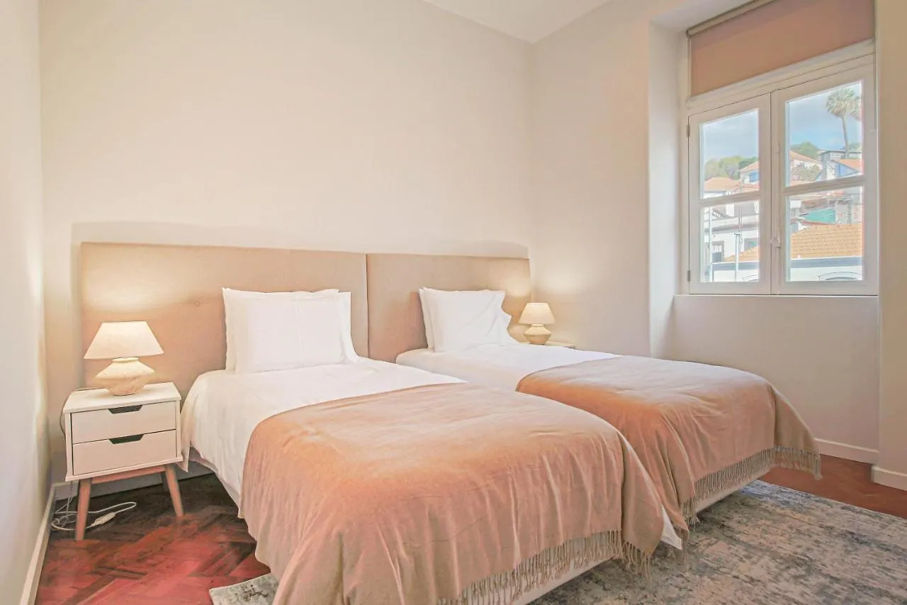 Apartment Pi Houses Funchal